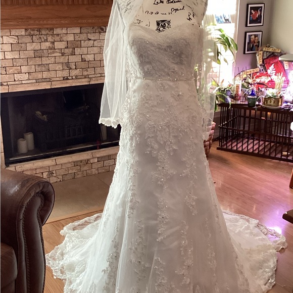 - Jasmine Haute Couture Wedding Gown Dress, sz 8, Silk, Lace, Embroidered … - Picture 12 of 16